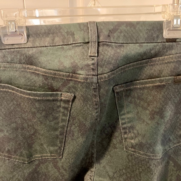 7 For All Mankind Jean Snake Print High-Rise Skinny - Picture 11 of 13